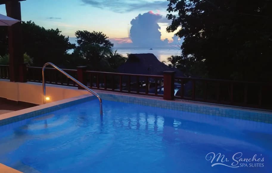 Luna & Eclipse second-floor suite with private pool and ocean view